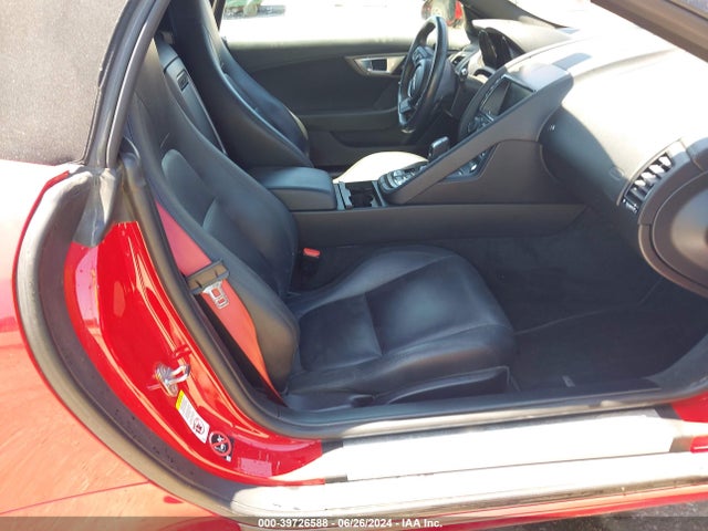 2016 JAGUAR F-TYPE SAJWA6ET9G8K30016 Photo 4