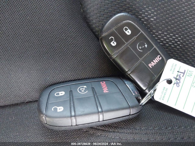 ZACCJBBT9GPD71143 Jeep Renegade Latitude