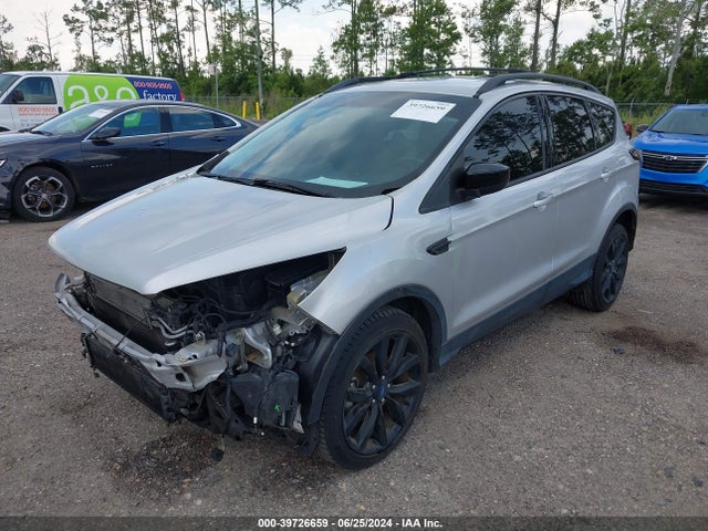Ford ESCAPE SE 2017 1FMCU0GD6HUE63609 Image 2