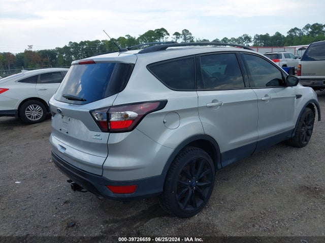 Ford ESCAPE SE 2017 1FMCU0GD6HUE63609 Image 4