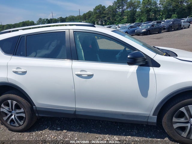 Toyota RAV4 LE 2017 JTMBFREV1HJ706660 Image 13