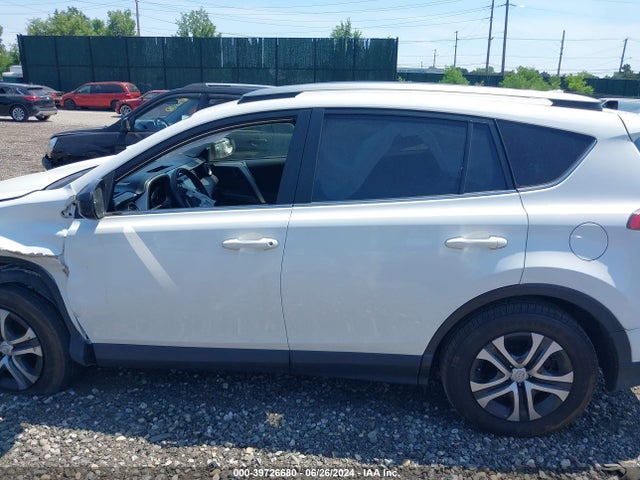 Toyota RAV4 LE 2017 JTMBFREV1HJ706660 Image 14