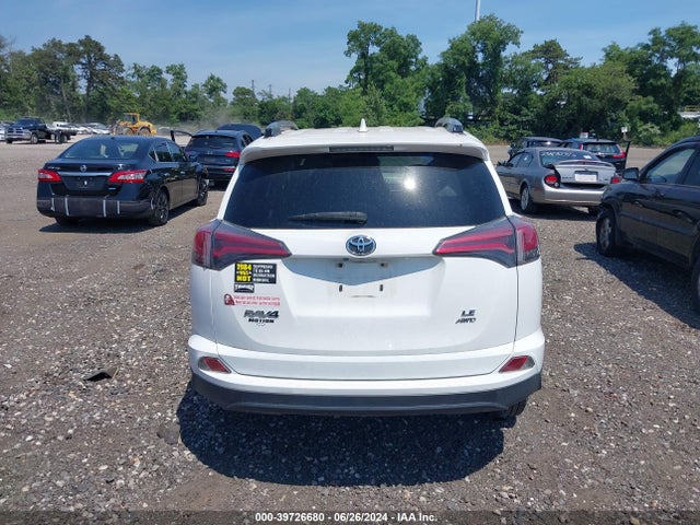 Toyota RAV4 LE 2017 JTMBFREV1HJ706660 Image 16