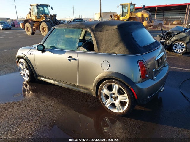 2005 MINI COOPER S WMWRH33495TF82461 Photo 2