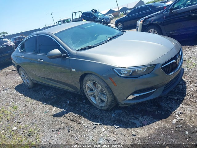2018 W04GL6SX4J1120277 main image