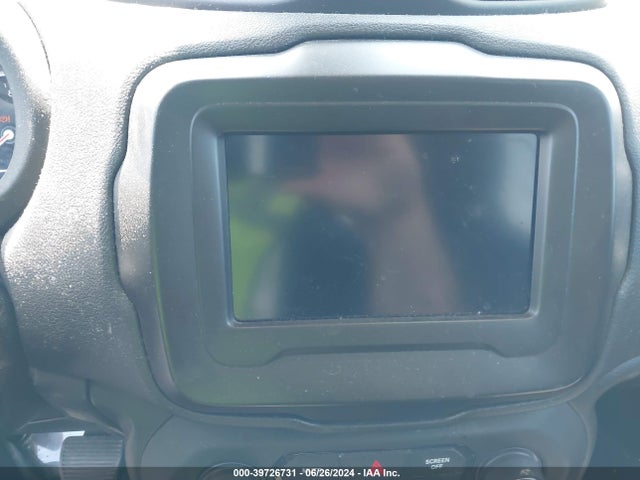ZACNJABBXKPK82634 Jeep Renegade Latitude Fwd