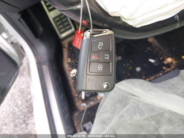 3VW5T7AU6FM065025 Volkswagen Golf Gti 2.0t Se 4-door