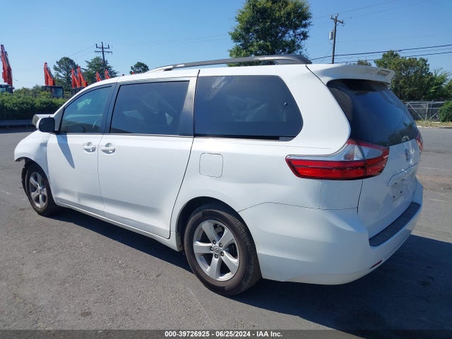 Toyota Sienna Le 8 Passenger 2015 5TDKK3DC7FS688819 Image 3