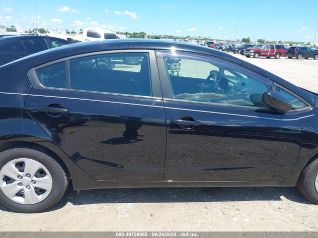 KIA FORTE LX 2018 3KPFK4A79JE229812 Image 14