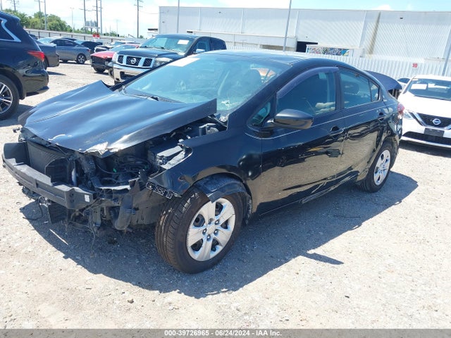 KIA FORTE LX 2018 3KPFK4A79JE229812 Image 2