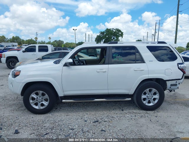 Toyota 4RUNNER SR5 2019 JTEZU5JR0K5197985 Image 15