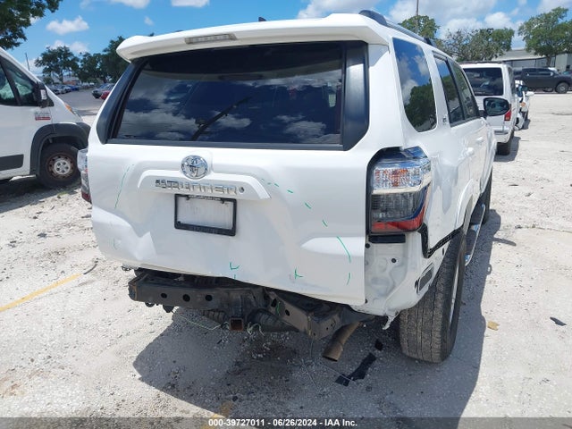 Toyota 4RUNNER SR5 2019 JTEZU5JR0K5197985 Image 18