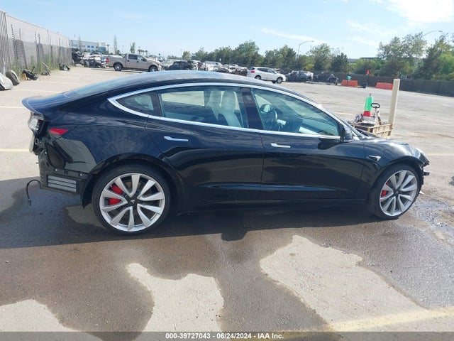 5YJ3E1EB1JF075243 Tesla Model 3 Long Range/performance