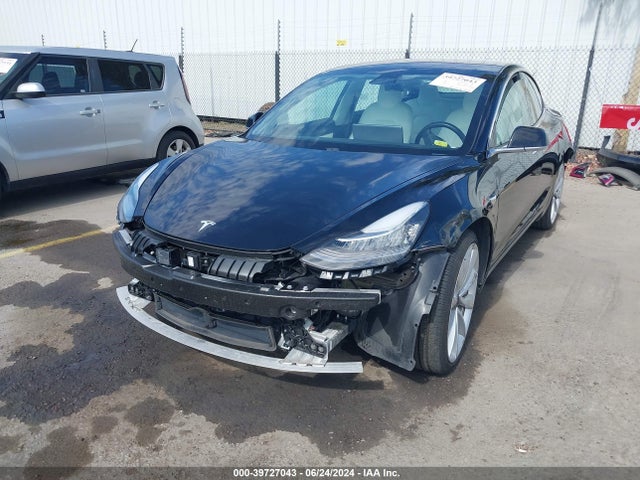 5YJ3E1EB1JF075243 Tesla Model 3 Long Range/performance