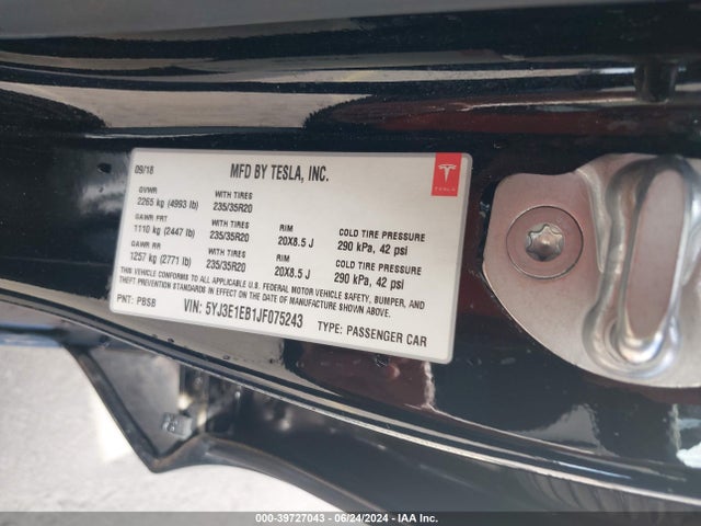 5YJ3E1EB1JF075243 Tesla Model 3 Long Range/performance
