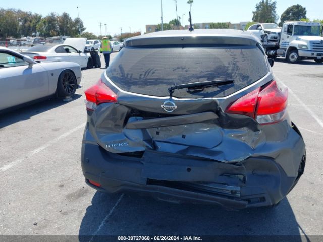 3N1CP5BV6LL488637 Nissan Kicks S Xtronic Cvt