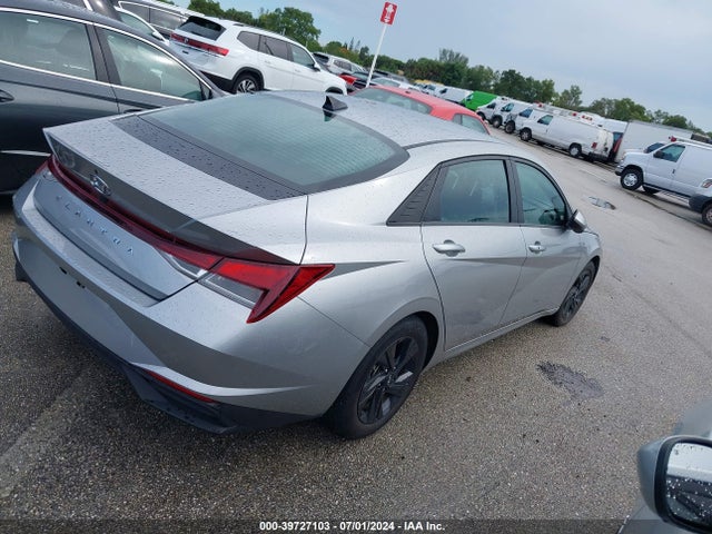 Hyundai ELANTRA SEL 2023 5NPLM4AG5PH104632 Image 4