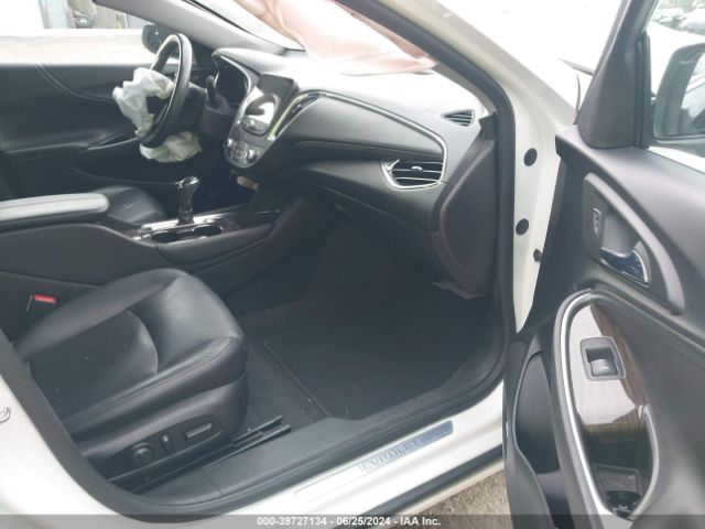 1G1ZH5SXXHF147628 Chevrolet Malibu Premier