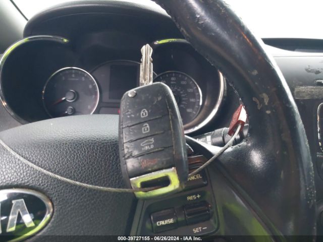 KNAFX5A88E5245322 KIA FORTE EX