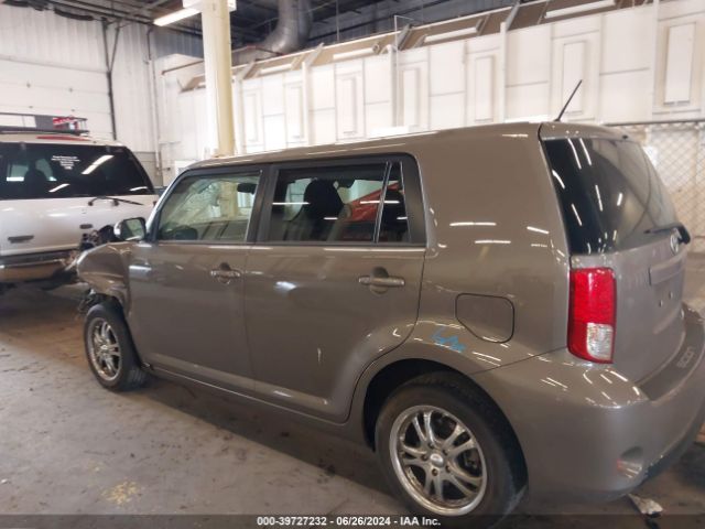 JTLZE4FE8FJ071618 Scion XB