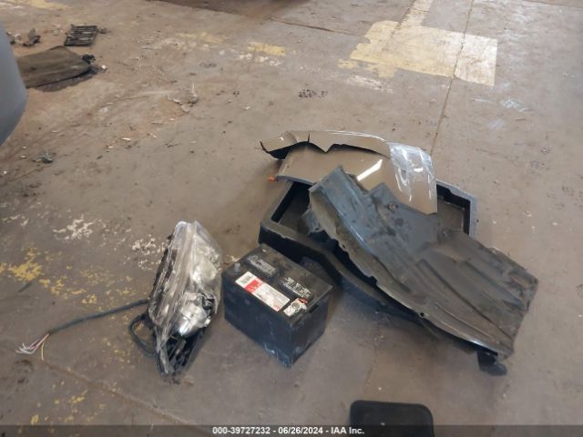 JTLZE4FE8FJ071618 Scion XB