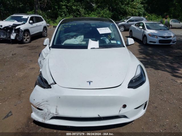 7SAYGDEF0NF394694 Tesla Model Y Performance Dual Motor All-wheel Drive