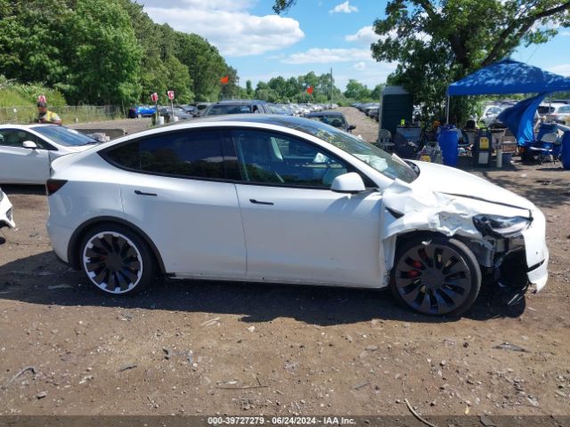 7SAYGDEF0NF394694 Tesla Model Y Performance Dual Motor All-wheel Drive