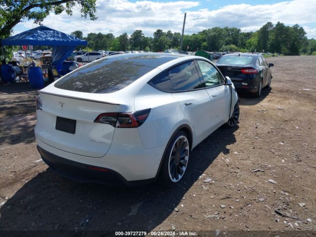 7SAYGDEF0NF394694 Tesla Model Y Performance Dual Motor All-wheel Drive
