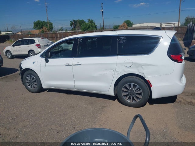 Chrysler Pacifica Hybrid Select 2024 2C4RC1S71RR114803 Image 15