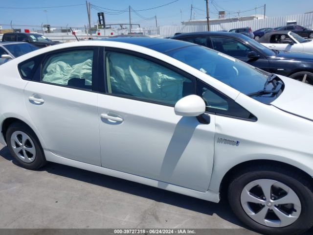 JTDKN3DU6E1802448 Toyota Prius Four