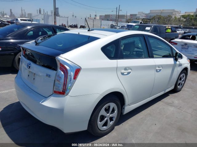 JTDKN3DU6E1802448 Toyota Prius Four