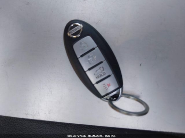5N1AT2MTXEC801712 Nissan Rogue Sl