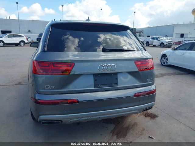 WA1LAAF7XJD013878 Audi Q7 3.0t Premium