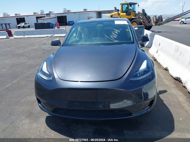 Tesla Model Y Long Range/rwd 2024 7SAYGDED9RF083463 Image 12
