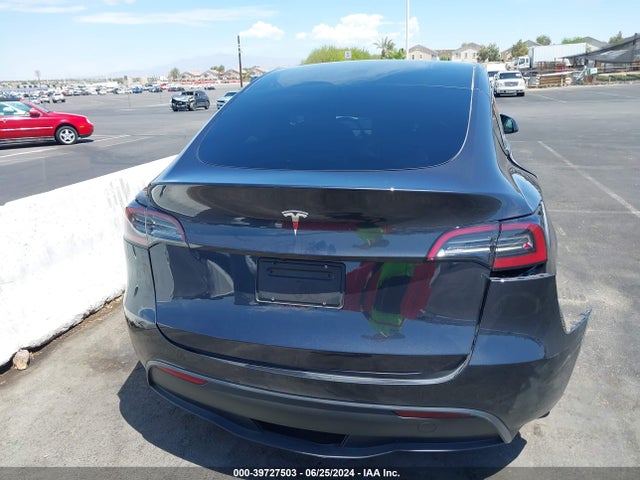 Tesla Model Y Long Range/rwd 2024 7SAYGDED9RF083463 Image 16