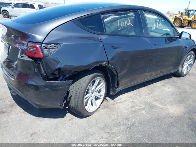 Tesla Model Y Long Range/rwd 2024 7SAYGDED9RF083463 Image 6
