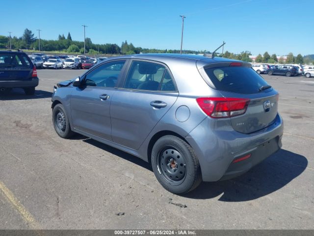 3KPA25AD8LE328985 KIA Rio 5-door S