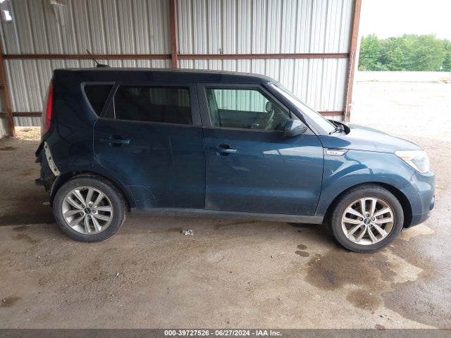 KIA SOUL + 2017 KNDJP3A5XH7428561 Image 13