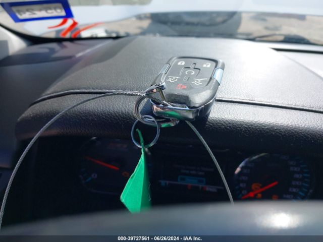 1GNSKHKC5KR135294 Chevrolet Suburban Lt