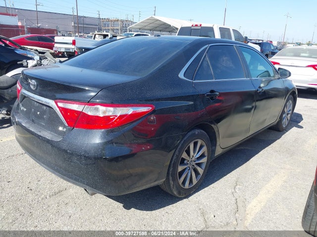 Toyota CAMRY XLE 2017 4T1BF1FK0HU700378 Image 4
