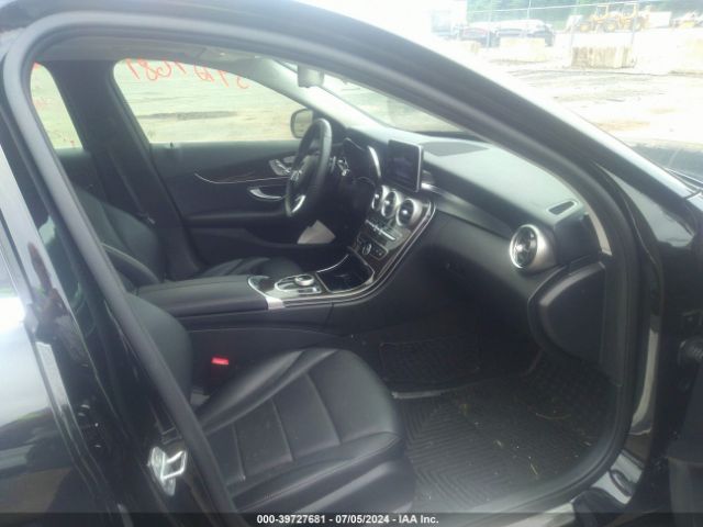 WDDWF4KB3JR341863 Mercedes-Benz C 300 4matic