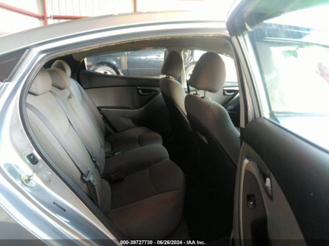 5NPDH4AE0GH671094 Hyundai ELANTRA SE