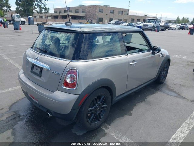 2012 MINI COOPER WMWSU3C50CT264647 Photo 3
