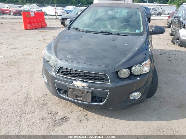 Chevrolet Sonic Ltz Auto 2015 1G1JE6SBXF4110099 Image 6