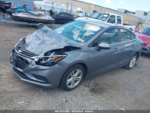 Chevrolet Cruze Lt Auto 2018 1G1BE5SM2J7210270 Image 2
