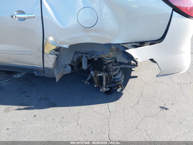 Chevrolet Traverse 1lt 2017 1GNKRGKD4HJ155459 Image 6