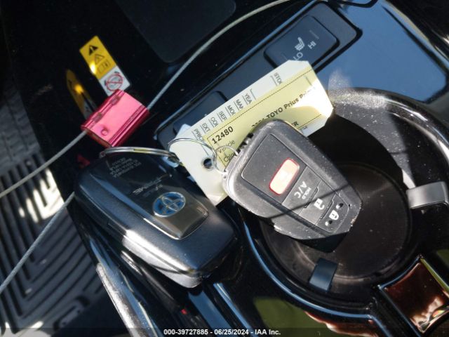 JTDKAMFP3M3174165 Toyota Prius Prime Xle