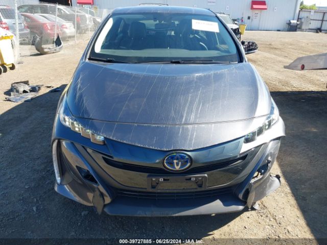 JTDKAMFP3M3174165 Toyota Prius Prime Xle