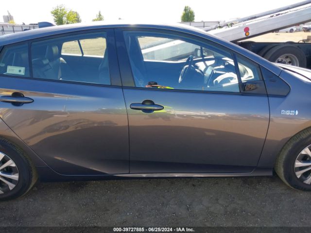 JTDKAMFP3M3174165 Toyota Prius Prime Xle