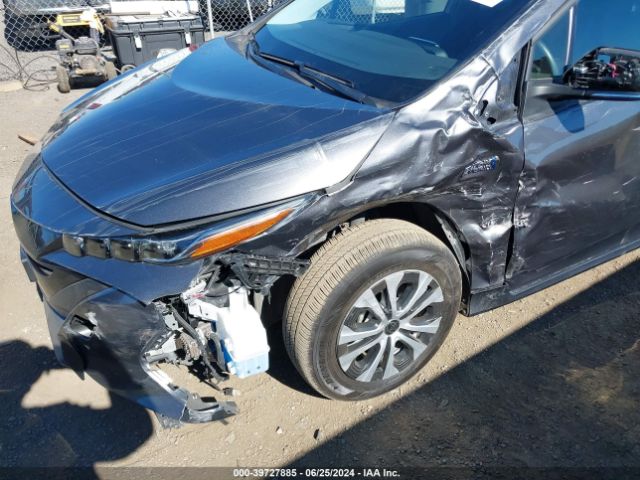 JTDKAMFP3M3174165 Toyota Prius Prime Xle